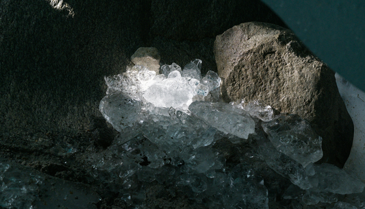 Can a crystal hold healing energy if its mining harmed the Earth?