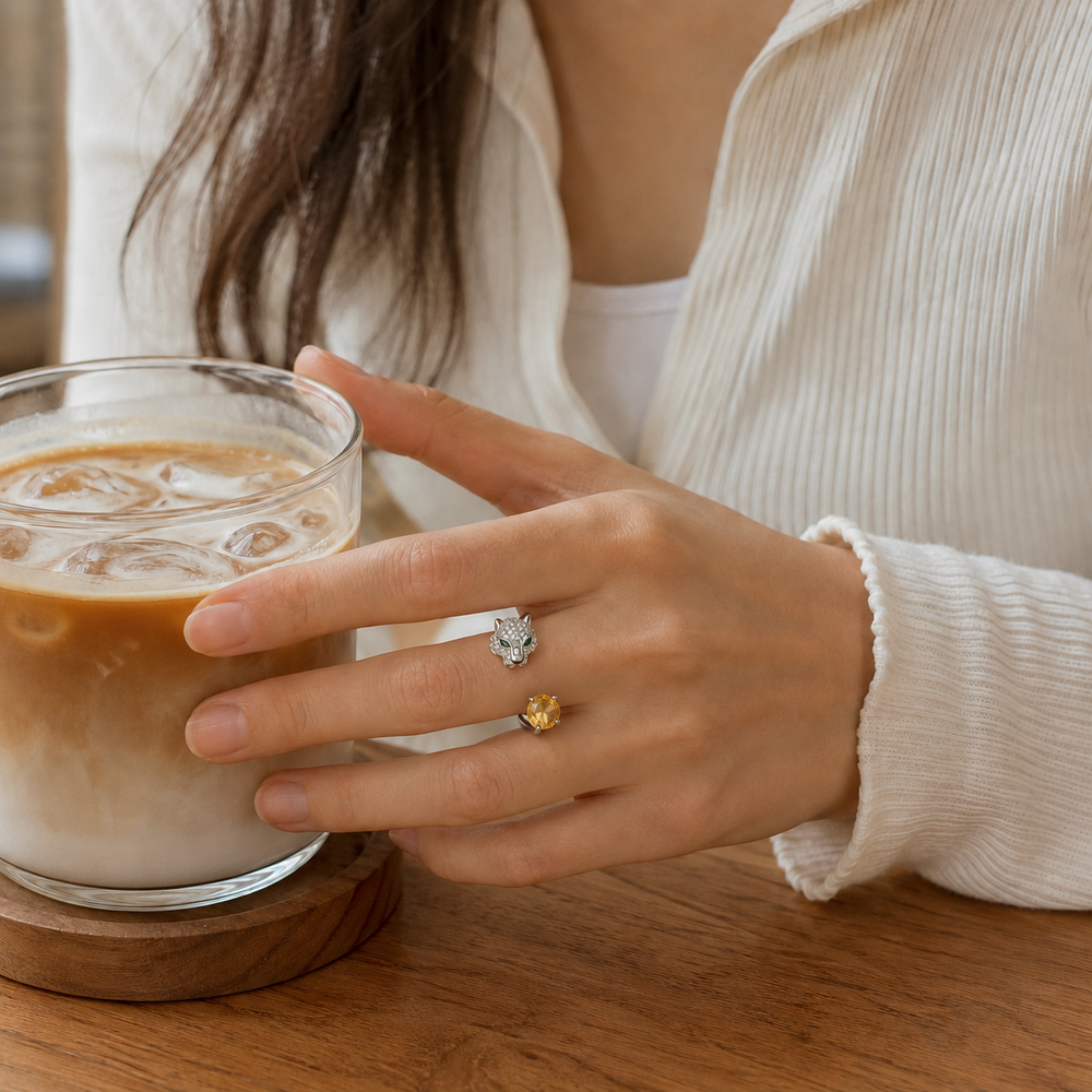 Lifestyle jewelry image