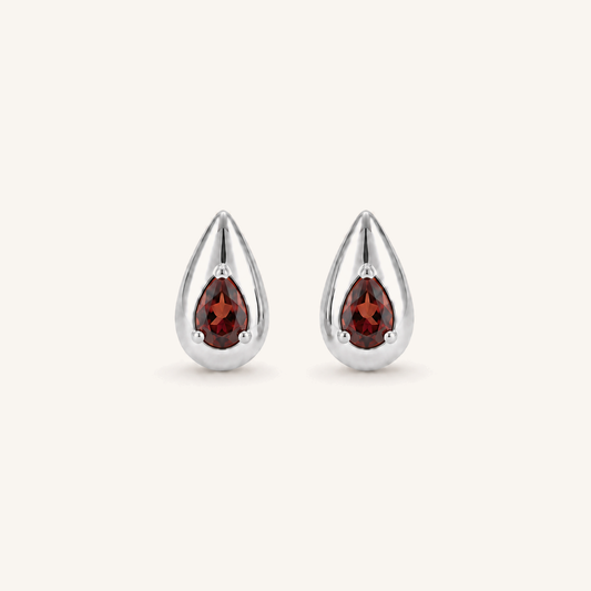 HEART OF LAND Natural Garnet Teardrop Stud Earrings in S925 Sterling Silver – Ember Drop S925 Sterling Silver