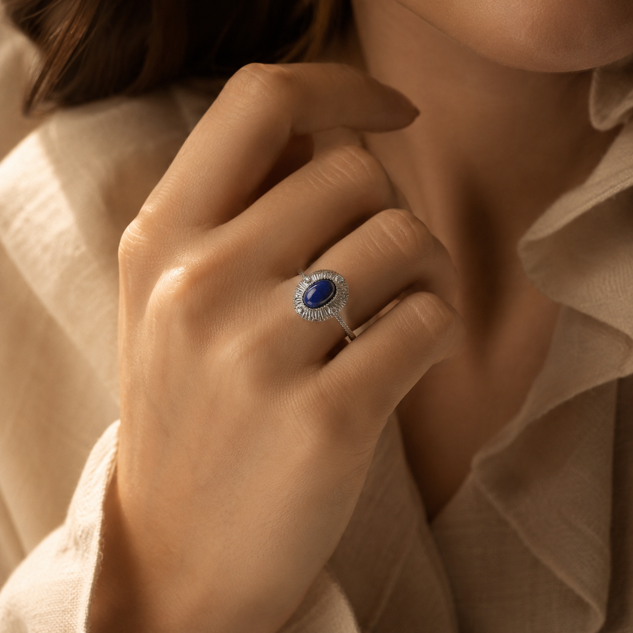 HEART OF LAND Natural Gemstone Sunburst Cabochon Ring in S925 Sterling Silver with Gold-Tone Details – Solar Compass